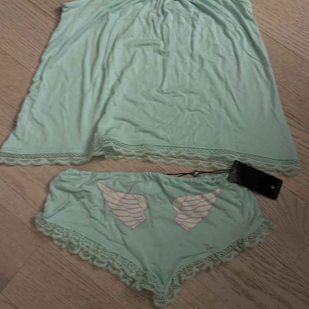 NWT Unique Wildfox Women's Mint Green Sleepwear Set